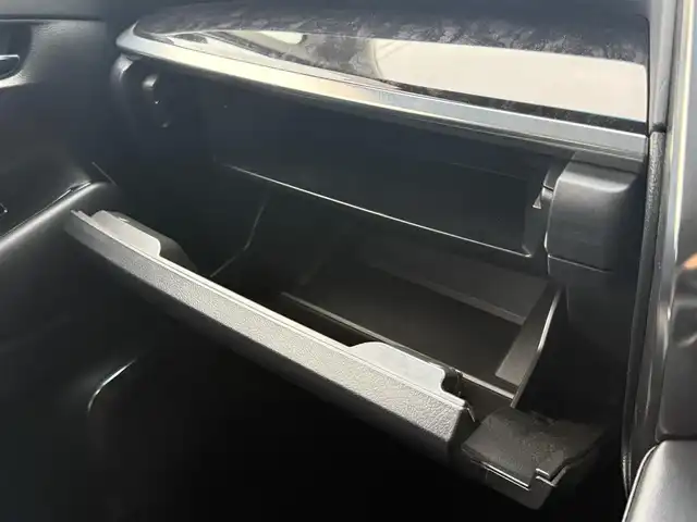 トヨタ アルファード S Cパッケージ 千葉県 2020(令2)年 4.1万km ホワイトパールクリスタルシャイン 純正9インチディスプレイオーディオ（ナビ・TV無し）/モデリスタエアロ/社外20インチAW/トヨタセーフティセンス/レーダークルーズコントロール/パワーバックドア/バックカメラ/前席エアシート/前席シートヒーター/前席パワーシート/運転席シートメモリ/ステアリングヒーター/z助手席・後席オットマン/置くだけ充電/デジタルインナーミラー/ETC