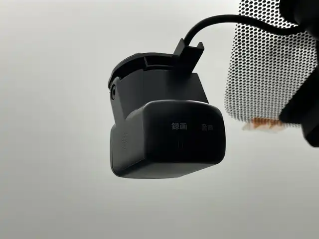 日産 キックス X 岡山県 2021(令3)年 4.6万km ピュアブラック インテリジェントアラウンドビューモニター/インテリジェントルームミラー/純正9インチナビ(MM370D-L)/(Bluetooth/CD/DVD/USB/フルセグTV)/ハーフレザー/インテリジェントモビリティ/エマージェンシーブレーキ/プロパイロット/純正ドアバイザー/オートブレーキホールド/オートハイビーム/カーテンエアバック/レーンアシスト/コーナーセンサー(前後)/純正LEDヘッドライト/純正ドライブレコーダー(前)/純正フロアマット/純正17インチアルミ/ビルトインETC