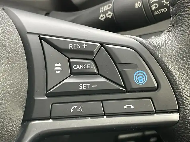 日産 キックス X 岡山県 2021(令3)年 4.6万km ピュアブラック インテリジェントアラウンドビューモニター/インテリジェントルームミラー/純正9インチナビ(MM370D-L)/(Bluetooth/CD/DVD/USB/フルセグTV)/ハーフレザー/インテリジェントモビリティ/エマージェンシーブレーキ/プロパイロット/純正ドアバイザー/オートブレーキホールド/オートハイビーム/カーテンエアバック/レーンアシスト/コーナーセンサー(前後)/純正LEDヘッドライト/純正ドライブレコーダー(前)/純正フロアマット/純正17インチアルミ/ビルトインETC