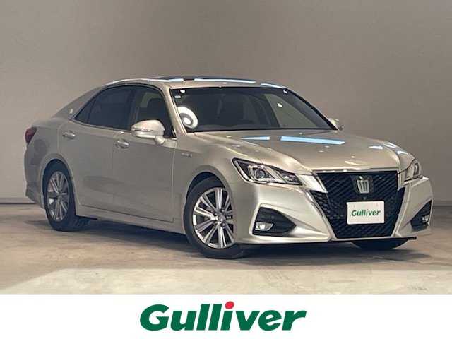 トヨタ クラウン ハイブリッド アスリートS Four 宮城県 2015(平27)年 8.1万km プレシャスシルバー 4WD/ワンオーナー/トヨタセーフティーセンス/・プリクラッシュセーフティシステム/・レーダークルーズコントロール/・レーンディパーチャーアラート/・オートマチックハイビーム/・レーンキープアシスト/純正SDナビ/・Bluetooth/CD/DVD/フルセグ/USB/純正ビルドインETC2.0/車外バックカメラ・全方位/純正ドライブレコーダー前方/パーキングアシスト/アイドリングストップ/コーナーセンサー前後/サンルーフ/革巻きステアリング/・ステアリングスイッチ/レザーシート/・シートヒーター（運転席＋助手席）/・シートメモリー（運転席＋助手席）/・パワーシート（運転席＋助手席）/純正フロアマット/純正LEDヘッドライト/オートライト/純正17インチアルミホイール