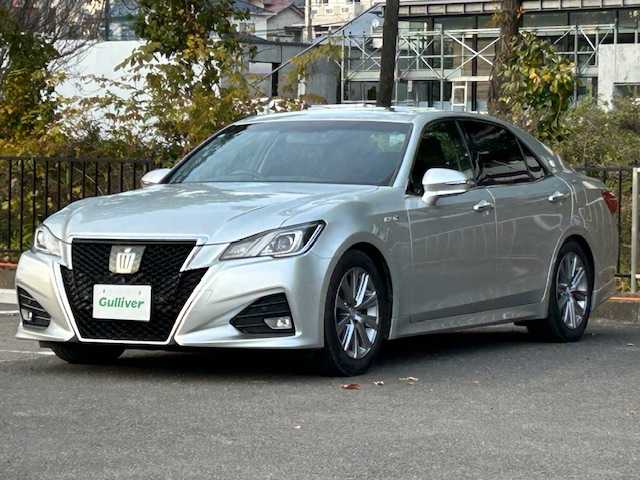 トヨタ クラウン ハイブリッド アスリートS Four 宮城県 2015(平27)年 8.1万km プレシャスシルバー 4WD/ワンオーナー/トヨタセーフティーセンス/・プリクラッシュセーフティシステム/・レーダークルーズコントロール/・レーンディパーチャーアラート/・オートマチックハイビーム/・レーンキープアシスト/純正SDナビ/・Bluetooth/CD/DVD/フルセグ/USB/純正ビルドインETC2.0/車外バックカメラ・全方位/純正ドライブレコーダー前方/パーキングアシスト/アイドリングストップ/コーナーセンサー前後/サンルーフ/革巻きステアリング/・ステアリングスイッチ/レザーシート/・シートヒーター（運転席＋助手席）/・シートメモリー（運転席＋助手席）/・パワーシート（運転席＋助手席）/純正フロアマット/純正LEDヘッドライト/オートライト/純正17インチアルミホイール