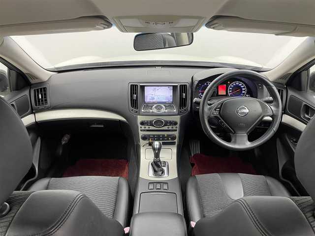 日産 スカイライン 250GT Type V 岡山県 2006(平18)年 3.1万km ホワイトパール 純正HDDナビ/（CD/DVD/TV/BT)/バックカメラ/ステアリングリモコン/ETC/HIDヘッドライト/オートライト/フォグランプ/パワーシート/ハーフレザーシート