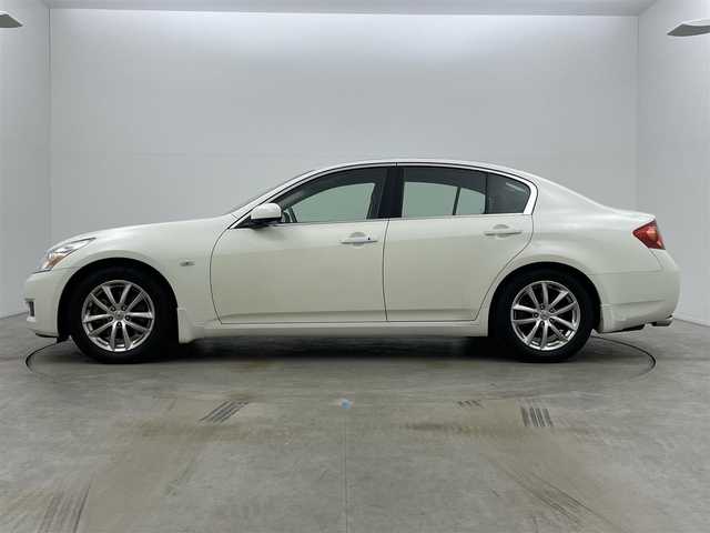 日産 スカイライン 250GT Type V 岡山県 2006(平18)年 3.1万km ホワイトパール 純正HDDナビ/（CD/DVD/TV/BT)/バックカメラ/ステアリングリモコン/ETC/HIDヘッドライト/オートライト/フォグランプ/パワーシート/ハーフレザーシート