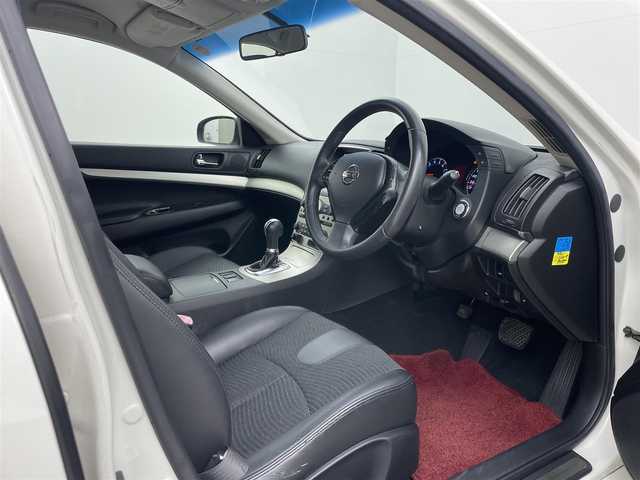 日産 スカイライン 250GT Type V 岡山県 2006(平18)年 3.1万km ホワイトパール 純正HDDナビ/（CD/DVD/TV/BT)/バックカメラ/ステアリングリモコン/ETC/HIDヘッドライト/オートライト/フォグランプ/パワーシート/ハーフレザーシート