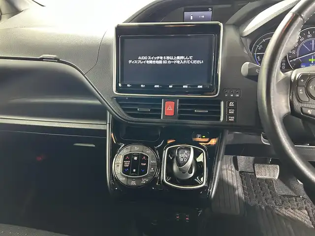 トヨタ ノア ハイブリッド G 佐賀県 2019(令1)年 3.6万km アバンギャルドブロンズメタリック 純正９インチSDナビ/CD DVD TV/衝突軽減システム/両側パワースライドドア/シートヒーター/トヨタセーフティー/レーンキープアシスト/クリアランスソナー/ビルトインETC/ドラレコ前後/LEDヘッドライト/オートライト/オートマチックハイビーム