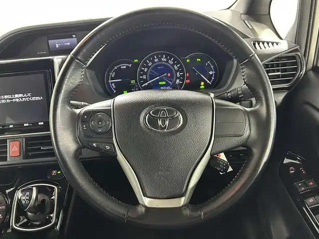 トヨタ ノア ハイブリッド G 佐賀県 2019(令1)年 3.6万km アバンギャルドブロンズメタリック 純正９インチSDナビ/CD DVD TV/衝突軽減システム/両側パワースライドドア/シートヒーター/トヨタセーフティー/レーンキープアシスト/クリアランスソナー/ビルトインETC/ドラレコ前後/LEDヘッドライト/オートライト/オートマチックハイビーム