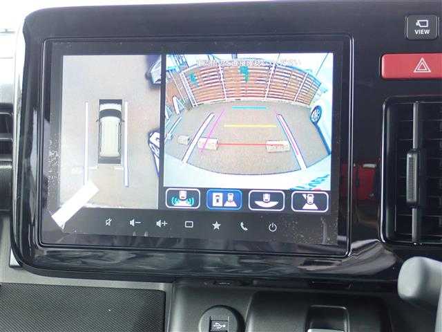 スズキ スペーシア ギア HYBRID XZ 千葉県 2025(令7)年 0.1千km ベージュⅡ 【届出済未使用車】/【ソフトベージュM/ガンM2トーン（FCS）】/純正9インチナビゲーション/・Apple CarPlay/android auto/・Bluetooth/AM/FM/フルセグTV/全方位カメラ/バックカメラ/ヘッドアップディスプレイ/両側パワースライドドア/前席シートヒーター/ステアリングヒーター/スズキセーフティサポート/・デュアルセンサーブレーキサポートII/・誤発進抑制機能/・車線逸脱警報/抑制/・ふらつき警告/・車線維持支援機能/・発進お知らせ機能/・ハイビームアシスト/・標識認識機能/・アダプティブクルーズコントロール/・パーキングセンサー/・低速時ブレーキサポート（前進・後進）/・後方誤発進抑制機能/プッシュスタート/スマートキー2本/アイドリングストップ/純正14インチAW/ウィンカーミラー/電動格納ミラー/取扱説明書/保証書/