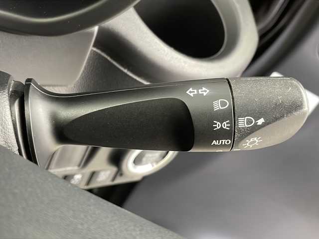 ダイハツ キャスト アクティバ X SAⅡ 新潟県 2015(平27)年 6.8万km ブラックマイカメタリック 社外ナビ　7インチ　CD・DVD・Bluetooth/デザインフォルムトップ/オートライト/ETC/スマートキー/プッシュスタート