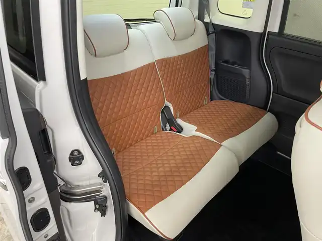 ホンダ Ｎ ＢＯＸ G･L ホンダセンシング カッパーブラウンスタイル 長崎県 2019(平31)年 5万km 白Ⅱ 純正7インチナビ　（VXM-194VFi）/・フルセグTV　CD/DVD/SD/iPod/Bluetooth/ホンダセンシング/・衝突軽減ブレーキ/・誤発進抑制機能/・車線逸脱抑制機能/・アダプティブクルーズコントロール/バックカメラ/ステアリングスイッチ/両側パワースライドドア/プッシュスタート/オートハイビーム/ECONスイッチ/ETC/全席専用シートカバー/純正フロアマット/取扱説明書/保証書