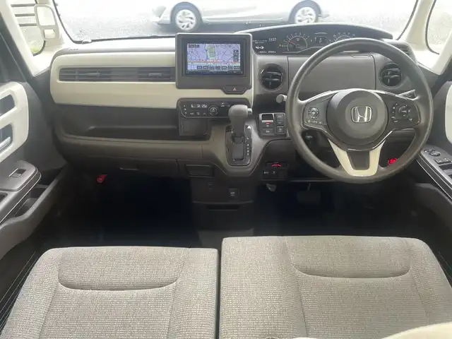 ホンダ Ｎ ＢＯＸ G 大阪府 2022(令4)年 2.4万km プラチナホワイトパール 純正ナビ/-Bluetooth/フルセグTV/CD/DVD/FM/AM/レーダークルーズコントロール/衝突被害軽減ブレーキ/クリアランスソナー/レーンキープアシスト/バックカメラ/オートライト/ETC/プッシュスタート/スマートキー/-スペアキー×１