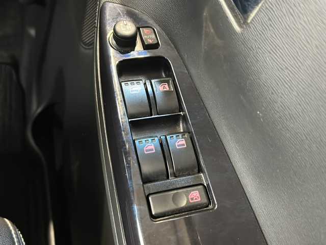 ダイハツ タント カスタム X トップED SA Ⅲ 静岡県 2018(平30)年 6.1万km ブラックマイカメタリック 純正ナビ/（CD/ワンセグTV）/ハーフレザー/片側パワスラ/アイドリングストップ/運転席シートヒーター/ベンチシート/LED/オートライト/衝突軽減/純正フロアマット/純正アルミホイール/プッシュスタート/スマートキー