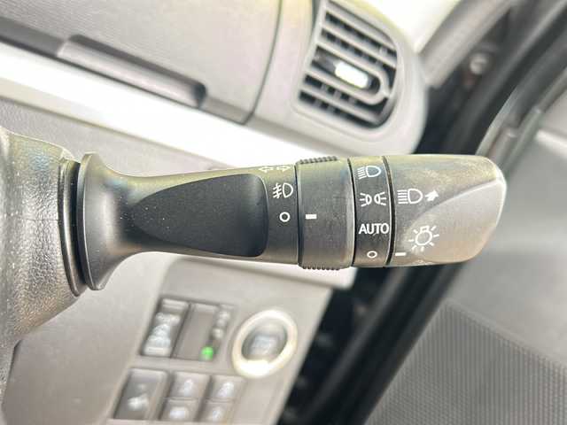 ダイハツ タント カスタム X トップED SA Ⅲ 静岡県 2018(平30)年 6.1万km ブラックマイカメタリック 純正ナビ/（CD/ワンセグTV）/ハーフレザー/片側パワスラ/アイドリングストップ/運転席シートヒーター/ベンチシート/LED/オートライト/衝突軽減/純正フロアマット/純正アルミホイール/プッシュスタート/スマートキー
