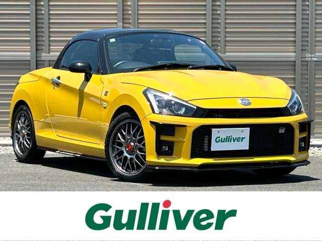 トヨタ コペン GRスポーツ 千葉県 2020(令2)年 0.8万km 黄 BBS16インチアルミホイール/HKSブローオフバルブ/ビルシュタインショック/D-sportサスペンション/D-sportエグゾースト/D-sportマフラー/社外HDDナビ/フルセグTV/CD/DVD再生/ETC/Bluetooth接続/前席シートヒーター/ステアリングスイッチ/360°ドライブレコーダー