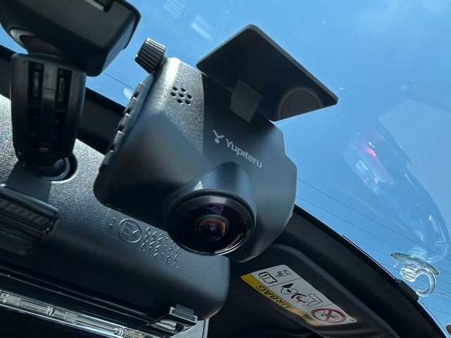 トヨタ コペン GRスポーツ 千葉県 2020(令2)年 0.8万km 黄 BBS16インチアルミホイール/HKSブローオフバルブ/ビルシュタインショック/D-sportサスペンション/D-sportエグゾースト/D-sportマフラー/社外HDDナビ/フルセグTV/CD/DVD再生/ETC/Bluetooth接続/前席シートヒーター/ステアリングスイッチ/360°ドライブレコーダー
