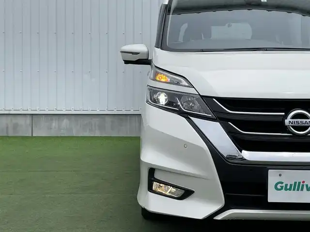 日産 セレナ ハイウェイスターVセレクションⅡ 香川県 2019(平31)年 4.8万km ブリリアントホワイトパール 登録時走行距離：47918km/カロッツェリア8型ナビ/　CD DVD BT フルセグTV/全方位カメラ/カロッツェリア10.2型フリップダウンモニター（TVM-FW1030）/両側パワースライドドア/エマージェンシーブレーキ/レーンキープアシスト/レーダークルーズコントロール/アイドリングストップ/横滑り防止装置/オートホールド機能付き電子パーキングブレーキ/デジタルインナーミラー/前後ドライブレコーダー/ビルトインETC/ロールサンシェード/ISOFU/IX/プッシュスタート/スマートキー/スペアキー