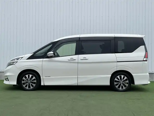 日産 セレナ ハイウェイスターVセレクションⅡ 香川県 2019(平31)年 4.8万km ブリリアントホワイトパール 登録時走行距離：47918km/カロッツェリア8型ナビ/　CD DVD BT フルセグTV/全方位カメラ/カロッツェリア10.2型フリップダウンモニター（TVM-FW1030）/両側パワースライドドア/エマージェンシーブレーキ/レーンキープアシスト/レーダークルーズコントロール/アイドリングストップ/横滑り防止装置/オートホールド機能付き電子パーキングブレーキ/デジタルインナーミラー/前後ドライブレコーダー/ビルトインETC/ロールサンシェード/ISOFU/IX/プッシュスタート/スマートキー/スペアキー