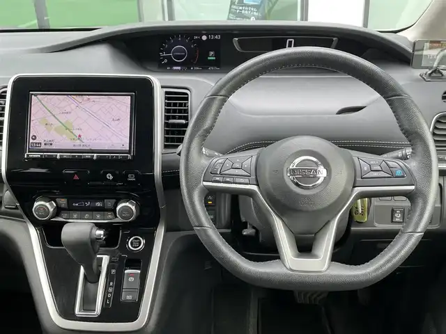 日産 セレナ ハイウェイスターVセレクションⅡ 香川県 2019(平31)年 4.8万km ブリリアントホワイトパール 登録時走行距離：47918km/カロッツェリア8型ナビ/　CD DVD BT フルセグTV/全方位カメラ/カロッツェリア10.2型フリップダウンモニター（TVM-FW1030）/両側パワースライドドア/エマージェンシーブレーキ/レーンキープアシスト/レーダークルーズコントロール/アイドリングストップ/横滑り防止装置/オートホールド機能付き電子パーキングブレーキ/デジタルインナーミラー/前後ドライブレコーダー/ビルトインETC/ロールサンシェード/ISOFU/IX/プッシュスタート/スマートキー/スペアキー