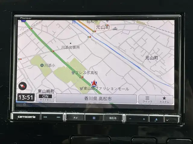 日産 セレナ ハイウェイスターVセレクションⅡ 香川県 2019(平31)年 4.8万km ブリリアントホワイトパール 登録時走行距離：47918km/カロッツェリア8型ナビ/　CD DVD BT フルセグTV/全方位カメラ/カロッツェリア10.2型フリップダウンモニター（TVM-FW1030）/両側パワースライドドア/エマージェンシーブレーキ/レーンキープアシスト/レーダークルーズコントロール/アイドリングストップ/横滑り防止装置/オートホールド機能付き電子パーキングブレーキ/デジタルインナーミラー/前後ドライブレコーダー/ビルトインETC/ロールサンシェード/ISOFU/IX/プッシュスタート/スマートキー/スペアキー