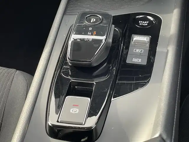 日産 ノート X 島根県 2023(令5)年 4万km ピュアホワイトパール エマージェンシーブレーキ/純正9インチナビ/フルセグTV/Bluetooth/バックカメラ/ステアリングスイッチ/コーナーセンサー /ドライブレコーダー/ビルトインETC/オートライト/スマートキー/プッシュスタート /フロアマット/電子パーキング