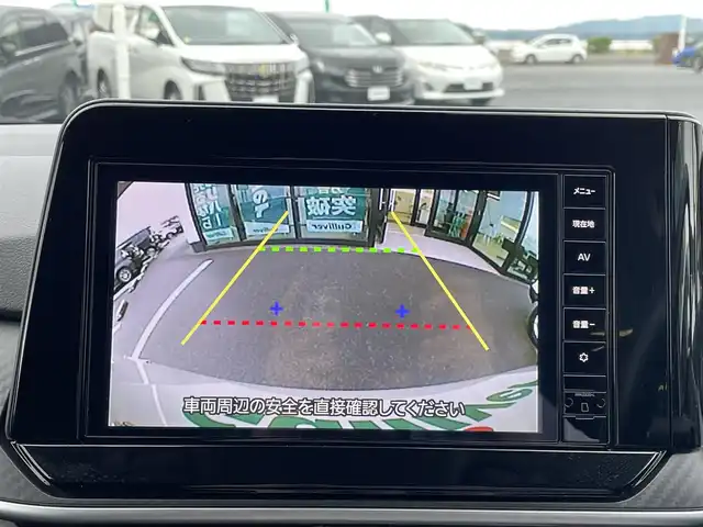 日産 ノート X 島根県 2023(令5)年 4万km ピュアホワイトパール エマージェンシーブレーキ/純正9インチナビ/フルセグTV/Bluetooth/バックカメラ/ステアリングスイッチ/コーナーセンサー /ドライブレコーダー/ビルトインETC/オートライト/スマートキー/プッシュスタート /フロアマット/電子パーキング