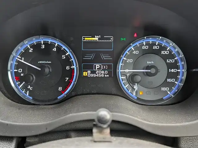 スバル レヴォーグ 1．6GT－S アイサイト 栃木県 2014(平26)年 10万km クリスタルホワイトP (株)IDOMが運営する【じしゃロン宇都宮店】の自社ローン対象車両になります。こちらは現金またはオートローンご利用時の価格です。自社ローンご希望の方は別途その旨お申付け下さい/4WD/社外メモリナビ/衝突軽減システム/レーンキープアシスト/ETC/バックカメラ/スマートキー/プッシュスタート/電子パーキング/純正18インチAW/ドアミラーウインカー/ドアバイザー
