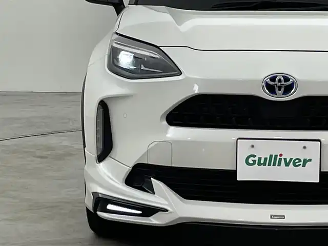 トヨタ ヤリスクロス ハイブリッド Z 愛知県 2022(令4)年 4.8万km ホワイトパールクリスタルシャイン モデリスタエアロ　/純正８型ＤＡナビ　/バックカメラ　/ビルトインＥＴＣ　/レーダークルコン　/コーナーセンサー　/衝突軽減　/レーンキープ　/ハーフレザー　/パワーシート　/シートヒーター　/ステアリングヒーター　/ＬＥＤ