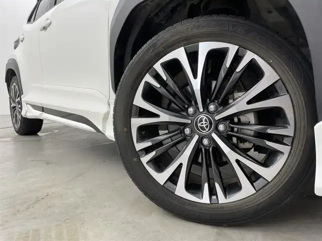トヨタ ヤリスクロス ハイブリッド Z 愛知県 2022(令4)年 4.8万km ホワイトパールクリスタルシャイン モデリスタエアロ　/純正８型ＤＡナビ　/バックカメラ　/ビルトインＥＴＣ　/レーダークルコン　/コーナーセンサー　/衝突軽減　/レーンキープ　/ハーフレザー　/パワーシート　/シートヒーター　/ステアリングヒーター　/ＬＥＤ