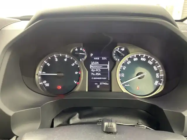 トヨタ ランドクルーザー プラド TX Lパッケージ 三重県 2022(令4)年 2.8万km ブラック 禁煙車　/純正９インチＳＤナビ　/バックカメラ/デュアルオートAC/MTモード付きAT/革巻きステアリング/ステアリングスイッチ/トヨタセーフティセンス　/衝突軽減ブレーキ　/レーンキープアシスト　/レーダークルーズコントロール　/オートハイビーム　/レザーシート　/前席シートベンチレーション　/純正ビルトインＥＴＣ/社外前方ドライブレコーダー/ルーフレール/サイド/カーテンエアバッグ