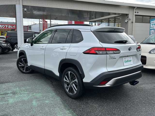 トヨタ カローラ クロス ハイブリッド Z 埼玉県 2021(令3)年 3.2万km プラチナホワイトパールマイカ ワンオーナー/メモリナビ/フルセグテレビ/バックカメラ/ウィンカーミラー/クルーズコントロール/サンルーフ/運転席エアバッグ/助手席エアバッグ/サイドエアバッグ/ＡＢＳ（アンチロックブレーキ）/トラクションコントロール/前席シートベルトプリテンショナー	/前席シートベルトフォースリミッター/後席３点式シートベルト/ブレーキアシスト/衝突安全ボディ/EBD	標準/盗難防止装置/その他安全装置(S-VSC)/ステアリングホイールテレスコピック機構/本革巻きステアリング