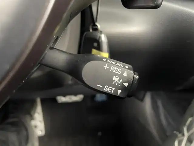 トヨタ ＧＲ８６ SZ 埼玉県 2024(令6)年 1.9万km 青Ｍ 純正９インチナビ　/ 地デジＴＶ ＨＤＭＩ/バックカメラ　/ＥＴＣ　/ドライブレコーダー　/プリクラッシュセーフティ/レーダークルーズコントロール/レーンキープアシスト/クリアランスソナー /パドルシフト　/純正アルミホイール　/LEDオートライト　/スマートキー　/ＬＥＤヘッドライト　/地デジＴＶ