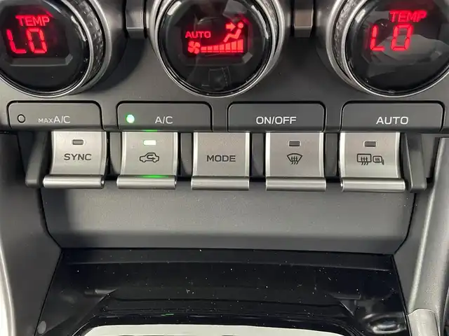 トヨタ ＧＲ８６ SZ 埼玉県 2024(令6)年 1.9万km 青Ｍ 純正９インチナビ　/ 地デジＴＶ ＨＤＭＩ/バックカメラ　/ＥＴＣ　/ドライブレコーダー　/プリクラッシュセーフティ/レーダークルーズコントロール/レーンキープアシスト/クリアランスソナー /パドルシフト　/純正アルミホイール　/LEDオートライト　/スマートキー　/ＬＥＤヘッドライト　/地デジＴＶ