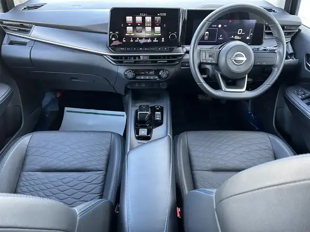 日産 ノート e－パワーオーテック 佐賀県 2019(令1)年 7.3万km スーパーブラック 純正SDナビゲーション/・フルセグTV/CD/DVD/SD/Bluetooth/アラウンドビューモニター/ETC/デジタルインナーミラー/ISOFIX対応/革巻きステアリング/ステアリングリモコン/純正15インチアルミホイール/純正LEDヘッドライト/純正フォグランプ/純正フロアマット/新車保証書/取扱説明書/スペアキー１本/インテリジェントクルーズコントロール/レーンディパーチャーワーニング/エマージェンシーブレーキ/横滑り防止装置