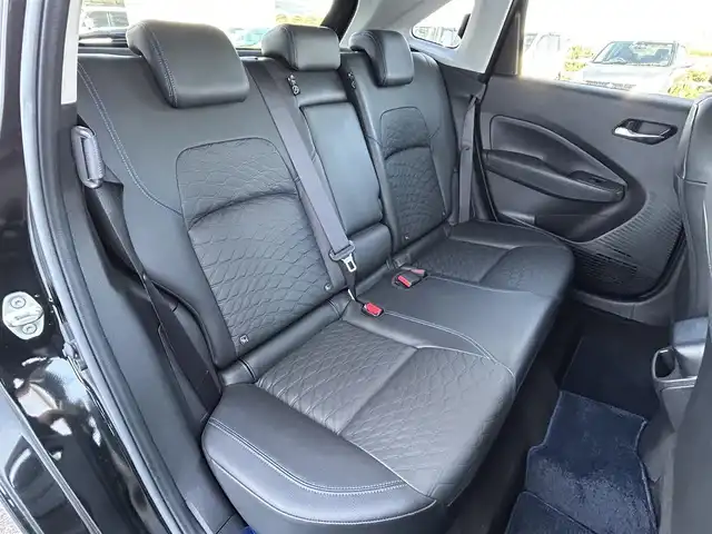 日産 ノート e－パワーオーテック 佐賀県 2019(令1)年 7.3万km スーパーブラック 純正SDナビゲーション/・フルセグTV/CD/DVD/SD/Bluetooth/アラウンドビューモニター/ETC/デジタルインナーミラー/ISOFIX対応/革巻きステアリング/ステアリングリモコン/純正15インチアルミホイール/純正LEDヘッドライト/純正フォグランプ/純正フロアマット/新車保証書/取扱説明書/スペアキー１本/インテリジェントクルーズコントロール/レーンディパーチャーワーニング/エマージェンシーブレーキ/横滑り防止装置