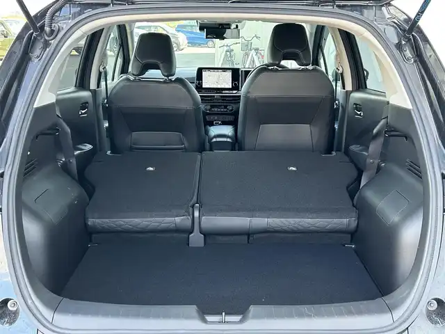 日産 ノート e－パワーオーテック 佐賀県 2019(令1)年 7.3万km スーパーブラック 純正SDナビゲーション/・フルセグTV/CD/DVD/SD/Bluetooth/アラウンドビューモニター/ETC/デジタルインナーミラー/ISOFIX対応/革巻きステアリング/ステアリングリモコン/純正15インチアルミホイール/純正LEDヘッドライト/純正フォグランプ/純正フロアマット/新車保証書/取扱説明書/スペアキー１本/インテリジェントクルーズコントロール/レーンディパーチャーワーニング/エマージェンシーブレーキ/横滑り防止装置