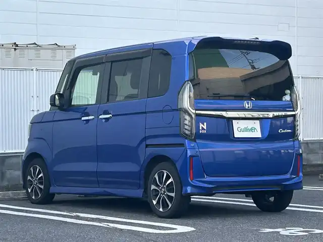 ホンダ Ｎ ＢＯＸ カスタム G L ホンダセンシング 群馬県 2018(平30)年 4.7万km ブリリアントスポーティブルーメタリック2トーン ホンダセンシング/・衝突軽減ブレーキ/・アダクティブクルーズコントロール/・車線維持支援システム/・オートハイビーム/・先行車発進お知らせ機能/・誤発進抑制機能/純正メモリナビゲーション/（CD/DVD/SD/BT/USB/フルセグTV）/バックカメラ/両側パワースライドドア/ビルトインETC/前方ドライブレコーダー/クリアランスソナー/LEDヘッドライト/フォグランプ/ドアバイザー/電格ミラー/純正フロアマット/純正14インチアルミホイール