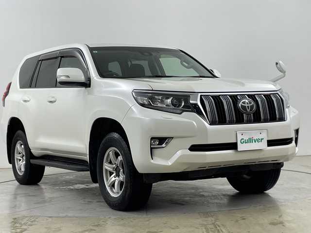 トヨタ ランドクルーザー プラド TX 道央・札幌 2019(令1)年 9.3万km ホワイトパールクリスタルシャイン ・4WD/寒冷地仕様/・トヨタセーフティセンス/・プリクラッシュセーフティ/・レーダークルーズコントロール/・純正SDナビ NSCN-W68　/・Bluetooth/CD/SD/バックカメラ/・純正エンジンスターター/前方ドライブレコーダー/・積込冬タイヤ純正AW/・LEDヘッドライト/オートハイビーム/・センターデフロック/・純正フロアマット/・ドアバイザー/・取説/保証書