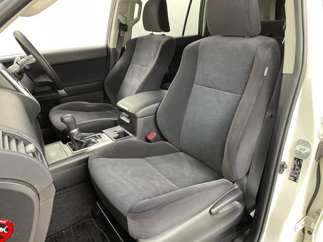 トヨタ ランドクルーザー プラド TX 道央・札幌 2019(令1)年 9.3万km ホワイトパールクリスタルシャイン ・4WD/寒冷地仕様/・トヨタセーフティセンス/・プリクラッシュセーフティ/・レーダークルーズコントロール/・純正SDナビ NSCN-W68　/・Bluetooth/CD/SD/バックカメラ/・純正エンジンスターター/前方ドライブレコーダー/・積込冬タイヤ純正AW/・LEDヘッドライト/オートハイビーム/・センターデフロック/・純正フロアマット/・ドアバイザー/・取説/保証書