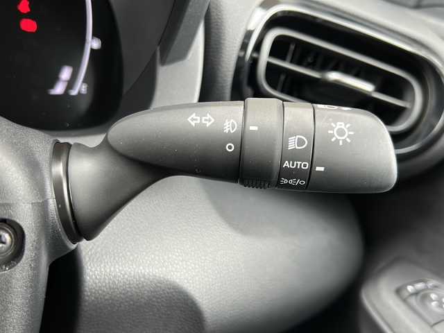 トヨタ ヤリスクロス ハイブリッド Z 静岡県 2024(令6)年 1.7万km ブラックマイカ 純正ナビ/・FM/AM/・フルセグTV/・Bluetooth/・USB/・Miracast/・HDMI/主要装備/・全方位カメラ/・ＥＴＣ/・シートヒーター/・ステアリングヒーター/・パーキングアシスト/・ＥＴＣ２．０/・オートハイビーム/・パワーバックドア/・横滑り防止装置/・サイドカーテンエアバッグ/・ＬＥＤヘッドライト/・クリアランスソナー/・プリクラッシュセーフティ