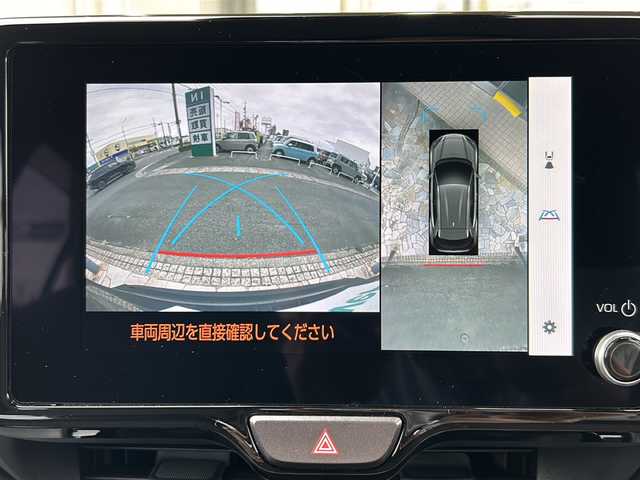 トヨタ ヤリスクロス ハイブリッド Z 静岡県 2024(令6)年 1.7万km ブラックマイカ 純正ナビ/・FM/AM/・フルセグTV/・Bluetooth/・USB/・Miracast/・HDMI/主要装備/・全方位カメラ/・ＥＴＣ/・シートヒーター/・ステアリングヒーター/・パーキングアシスト/・ＥＴＣ２．０/・オートハイビーム/・パワーバックドア/・横滑り防止装置/・サイドカーテンエアバッグ/・ＬＥＤヘッドライト/・クリアランスソナー/・プリクラッシュセーフティ