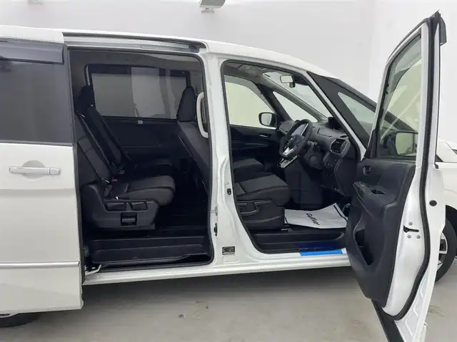 日産 セレナ ハイウェイスター V 宮城県 2020(令2)年 4万km ブリリアントホワイトパール 純正9型ナビ/プロパイロット/純正16インチAW/安全装備/・アラウンドビューモニター/・エマージェンシーブレーキ/・プロパイロットパーキング/・側方/後方支援/革巻きステアリング/・ステアリングスイッチ/両側パワースライドドア/ビルトインETC/前後ドライブレコーダー/純正LEDヘッドライト/・フォグランプ