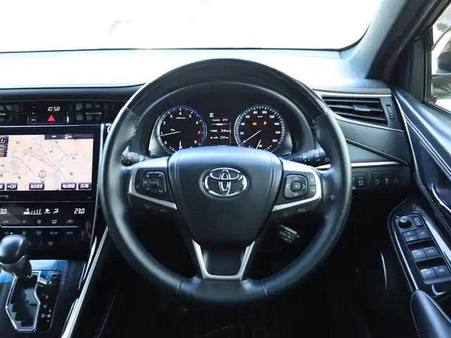 トヨタ ハリアー プレミアム 神奈川県 2018(平30)年 7万km ホワイトパールクリスタルシャイン JBLスピーカー /バックカメラ /ドラレコ前後/ETC2.0/TOYOTA純正メモリナビ/DVD/Blu-rayナビ/フルセグテレビ/アイドリングストップ/ウィンカーミラー/クルーズコントロール(追従機能付)/ドアバイザー/プッシュスタート/パワーバックドア/保証書/取説/スペアキー/：スペアカードキー