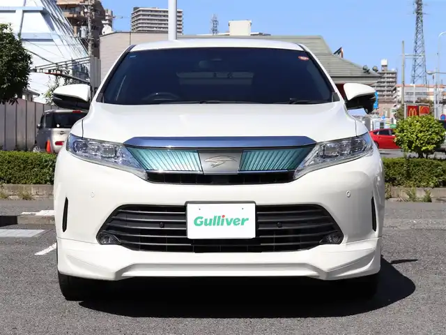 トヨタ ハリアー プレミアム 神奈川県 2018(平30)年 7万km ホワイトパールクリスタルシャイン JBLスピーカー /バックカメラ /ドラレコ前後/ETC2.0/TOYOTA純正メモリナビ/DVD/Blu-rayナビ/フルセグテレビ/アイドリングストップ/ウィンカーミラー/クルーズコントロール(追従機能付)/ドアバイザー/プッシュスタート/パワーバックドア/保証書/取説/スペアキー/：スペアカードキー
