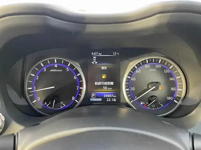 日産 スカイライン 200GT－t タイプP 鳥取県 2015(平27)年 4万km スーパーブラック 純正ナビ／フルセグ／ＤＶＤ／ＣＤ／ＢＴ/アラウンドビュー/ビルトインＥＴＣ/ドライブレコーダー/黒レザーシート/前席パワーシート/前席シートヒーター/衝突軽減ブレーキ/レーダークルーズコントロール/前後クリアランスソナー/ＬＥＤヘットライト/純正フォグライト/プッシュエンジンスタート/純正１７インチアルミホイール/スマートキーｘ２