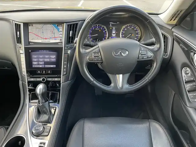 日産 スカイライン 200GT－t タイプP 鳥取県 2015(平27)年 4万km スーパーブラック 純正ナビ／フルセグ／ＤＶＤ／ＣＤ／ＢＴ/アラウンドビュー/ビルトインＥＴＣ/ドライブレコーダー/黒レザーシート/前席パワーシート/前席シートヒーター/衝突軽減ブレーキ/レーダークルーズコントロール/前後クリアランスソナー/ＬＥＤヘットライト/純正フォグライト/プッシュエンジンスタート/純正１７インチアルミホイール/スマートキーｘ２