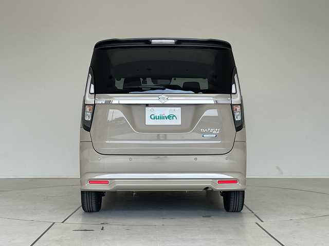 スズキ ソリオ バンディット HV MV 愛知県 2025(令7)年 0.5万km キャラバンアイボリーパールM / ガンメタリック2トーン 純正9型ディスプレイオーディオナビ/全方位カメラ/両側パワースライドドア/レーダークルーズコントロール/シートヒーター/バックカメラ/ヘッドアップディスプレイ/コーナーセンサー/純正アルミホイール/ETC2.0/LEDヘッドライト/オートマチックハイビーム/ドライブレコーダー/衝突軽減システム/フルセグ/CD DVD/Bluetooth/ステアリングスイッチ/スマートキー/プッシュスタート