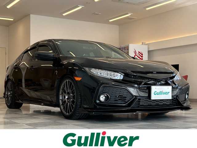 ホンダ シビック ハッチバック ホンダセンシング 岐阜県 2019(令1)年 4.8万km クリスタルブラックパール 純正ナビ7インチ/プッシュスタート/社外ターボタイマー/社外フロントスポイラー/社外リヤトランクスポイラー/フォグ/サイドバイザー/スタッドレスタイヤ積み込み/カーボンミラーカバー/ETC/社外アルミホイール/レーンキープアシスト/純正マット/クルーズコントロール/スマートキー/取扱説明書/LEDヘッドライト/オートライト/衝突軽減システム