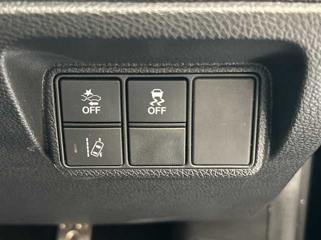 ホンダ シビック ハッチバック ホンダセンシング 岐阜県 2019(令1)年 4.8万km クリスタルブラックパール 純正ナビ7インチ/プッシュスタート/社外ターボタイマー/社外フロントスポイラー/社外リヤトランクスポイラー/フォグ/サイドバイザー/スタッドレスタイヤ積み込み/カーボンミラーカバー/ETC/社外アルミホイール/レーンキープアシスト/純正マット/クルーズコントロール/スマートキー/取扱説明書/LEDヘッドライト/オートライト/衝突軽減システム