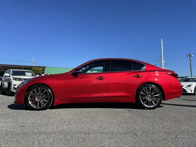 日産 スカイライン 400R 千葉県 2019(令1)年 1.9万km カーマインレッド 黒レザーシート/BOSEサウンドシステム/全方位運転支援システム/・インテリジェントFCW/・インテリジェントエマージェンシーブレーキ/・ハイビームアシスト/アクティブAFS/・インテリジェントペダル/・インテリジェントクルーズコントロール/・インテリジェントBSI/BSW/・インテリジェントLI/LDW/・インテリジェントBUI/・インテリジェントアラウンドビューモニター/純正メーカーオプションナビ/・CD/DVD/MSV/Bluetooth/フルセグ/全席パワーシート/シートヒーター/インテリジェントキー/前後コーナーセンサー/純正19インチアルミホイール/純正LEDヘッドライト/フォグランプ/パドルシフト/社外前後ドライブレコーダー【ZDR026】/ビルトインETC2.0/ドアバイザー/サイド＆カーテンエアバッグ/新車時保証書＆取扱説明書