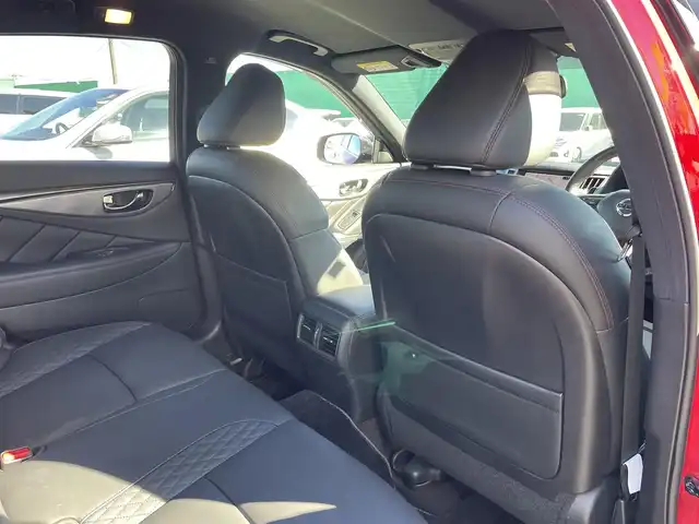 日産 スカイライン 400R 千葉県 2019(令1)年 1.9万km カーマインレッド 黒レザーシート/BOSEサウンドシステム/全方位運転支援システム/・インテリジェントFCW/・インテリジェントエマージェンシーブレーキ/・ハイビームアシスト/アクティブAFS/・インテリジェントペダル/・インテリジェントクルーズコントロール/・インテリジェントBSI/BSW/・インテリジェントLI/LDW/・インテリジェントBUI/・インテリジェントアラウンドビューモニター/純正メーカーオプションナビ/・CD/DVD/MSV/Bluetooth/フルセグ/全席パワーシート/シートヒーター/インテリジェントキー/前後コーナーセンサー/純正19インチアルミホイール/純正LEDヘッドライト/フォグランプ/パドルシフト/社外前後ドライブレコーダー【ZDR026】/ビルトインETC2.0/ドアバイザー/サイド＆カーテンエアバッグ/新車時保証書＆取扱説明書