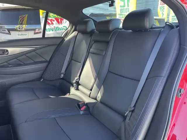 日産 スカイライン 400R 千葉県 2019(令1)年 1.9万km カーマインレッド 黒レザーシート/BOSEサウンドシステム/全方位運転支援システム/・インテリジェントFCW/・インテリジェントエマージェンシーブレーキ/・ハイビームアシスト/アクティブAFS/・インテリジェントペダル/・インテリジェントクルーズコントロール/・インテリジェントBSI/BSW/・インテリジェントLI/LDW/・インテリジェントBUI/・インテリジェントアラウンドビューモニター/純正メーカーオプションナビ/・CD/DVD/MSV/Bluetooth/フルセグ/全席パワーシート/シートヒーター/インテリジェントキー/前後コーナーセンサー/純正19インチアルミホイール/純正LEDヘッドライト/フォグランプ/パドルシフト/社外前後ドライブレコーダー【ZDR026】/ビルトインETC2.0/ドアバイザー/サイド＆カーテンエアバッグ/新車時保証書＆取扱説明書